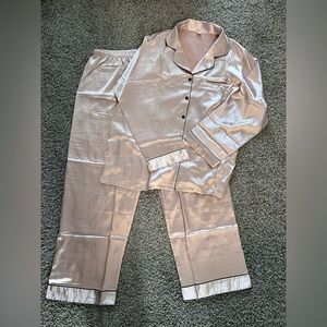 Pink silk pajama set size XL